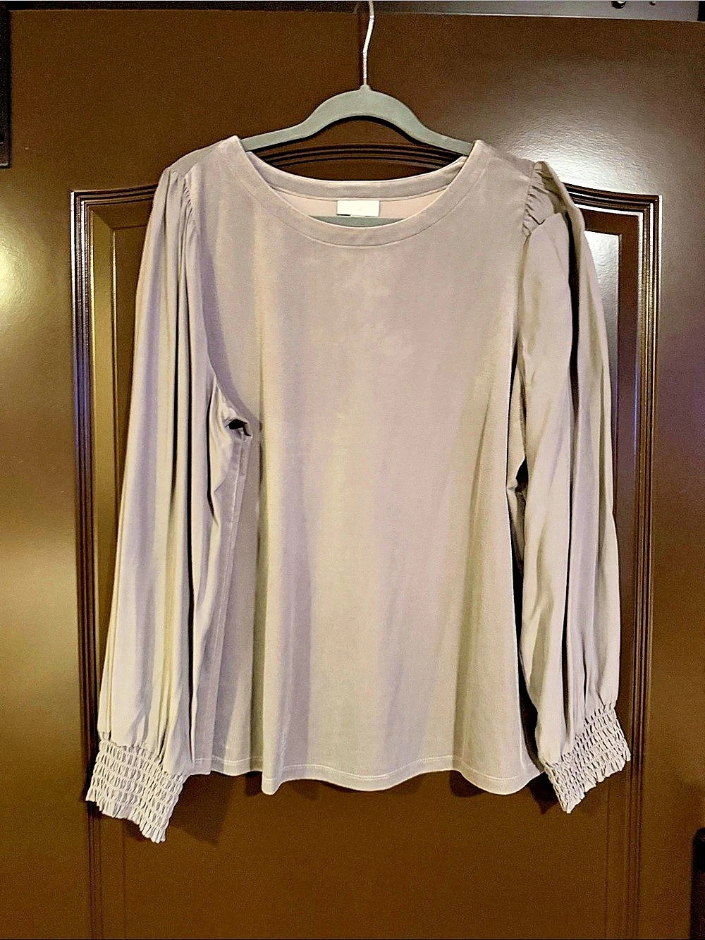 J.Jill Long Sleeve Smocked Cuff Blouse in Gray Size Large